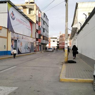 ALQUILER DE AMPLIO TERRENO EN CALLE DALLORSO